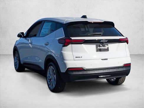 New 2027 Chevrolet Bolt LT w/ Comfort Package image 9
