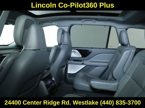 Used 2021 Lincoln Aviator Reserve w/ Equipment Group 202A image 15