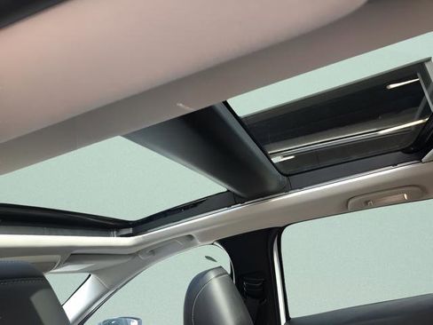 Used 2025 MAZDA CX-50 AWD 2.5 S w/ Premium Package image 10