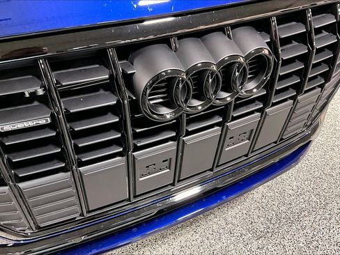 Used 2025 Audi Q3 2.0T Premium w/ Convenience Package image 31