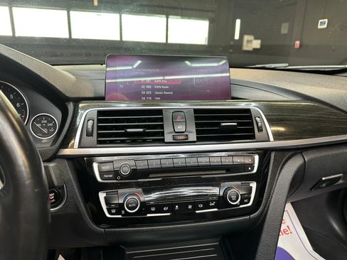 Used 2018 BMW 430i Convertible RWD image 14