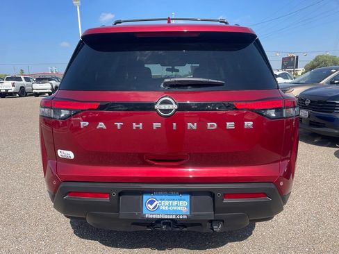Certified 2025 Nissan Pathfinder SV w/ SV Premium Package FWD image 6