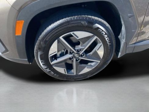 Used 2025 Hyundai Tucson SEL image 12