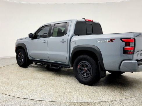 Used 2022 Nissan Frontier Pro-X w/ Technology Package image 7