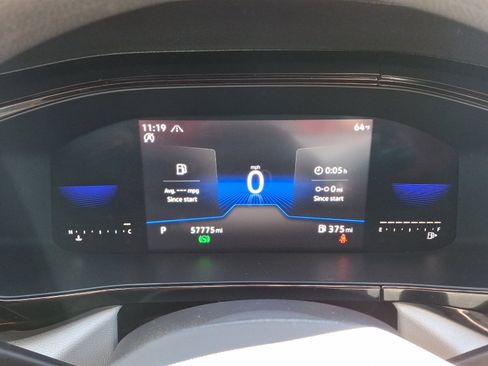 Certified 2022 Volkswagen Taos S image 19