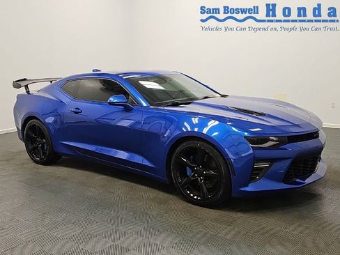 Used 2016 Chevrolet Camaro SS RWD image 1