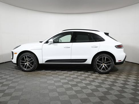 Used 2026 Porsche Macan AWD/4WD image 2