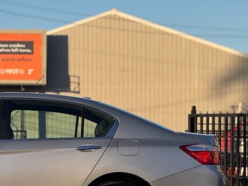 Used 2013 Honda Accord EX-L image 15