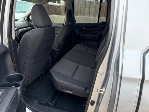 Used 2017 Honda Ridgeline RTS image 12