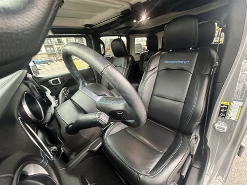Used 2022 Jeep Wrangler Unlimited Rubicon 4xe w/ Cold Weather Group image 16