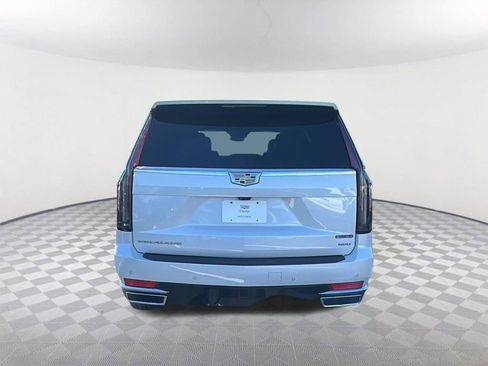 Used 2021 Cadillac Escalade Premium Luxury w/ Driver Assist Tech Package image 4