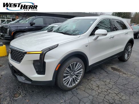 Certified 2024 Cadillac XT4 Premium Luxury image 1