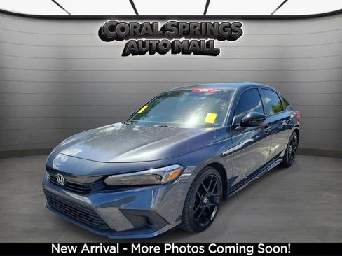 Used 2024 Honda Civic Sport image 4