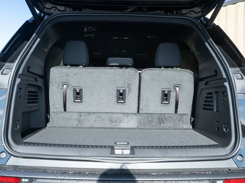 New 2026 Chevrolet Traverse LT image 39