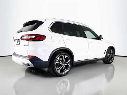 Certified 2023 BMW X5 sDrive40i w/ Parking Assistance Package image 7