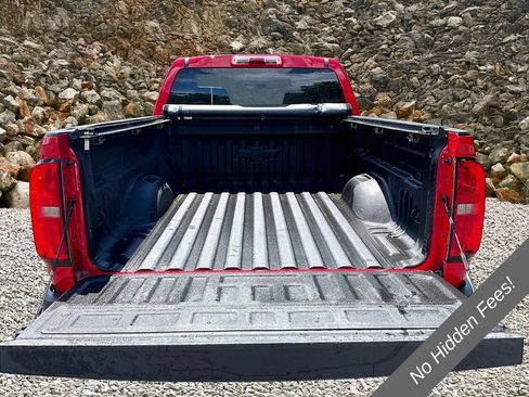 Used 2019 Chevrolet Colorado W/T w/ WT Convenience Package AWD/4WD image 14