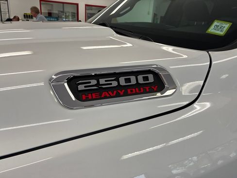 Certified 2026 RAM 2500 Big Horn AWD/4WD image 5