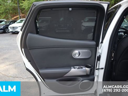 Used 2025 Genesis GV60 Advanced image 27