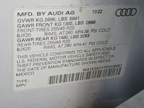 Used 2023 Audi Q5 e Premium Plus w/ Premium Plus Package AWD/4WD image 36