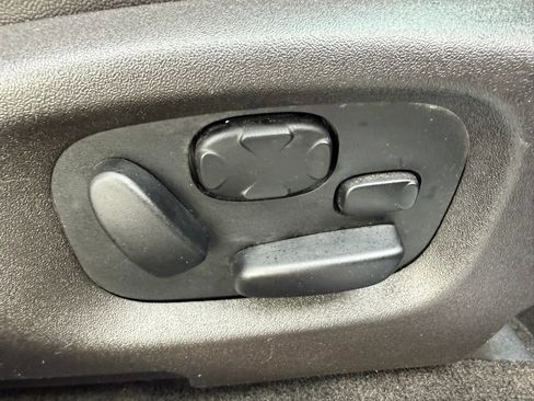 Used 2015 Ford Taurus SHO w/ Equipment Group 401A image 31