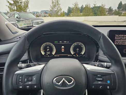 Certified 2023 INFINITI QX60 Luxe w/ Vision Package image 35