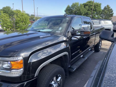Used 2019 GMC Sierra 3500 Denali w/ Duramax Plus Package AWD/4WD image 2
