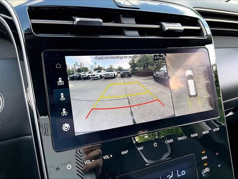 Used 2024 Hyundai Tucson Limited image 26