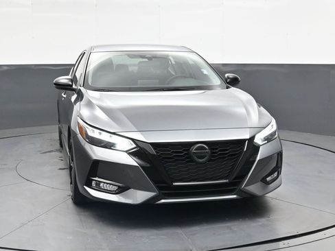 Used 2023 Nissan Sentra SR w/ Midnight Edition Package FWD image 10
