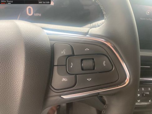 Used 2025 Buick Envista Sport Touring w/ Convenience I Package FWD image 29