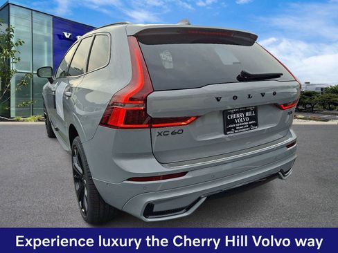 New 2026 Volvo XC60 T8 Ultra w/ Protection Package Premier AWD/4WD image 3