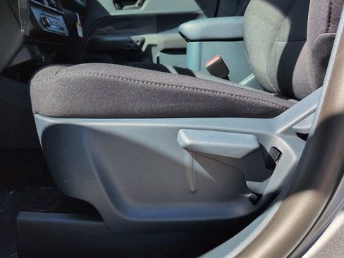 New 2025 Ford Maverick XL image 19