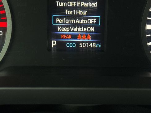 Used 2022 Toyota Tundra SR5 w/ Convenience Package RWD image 23