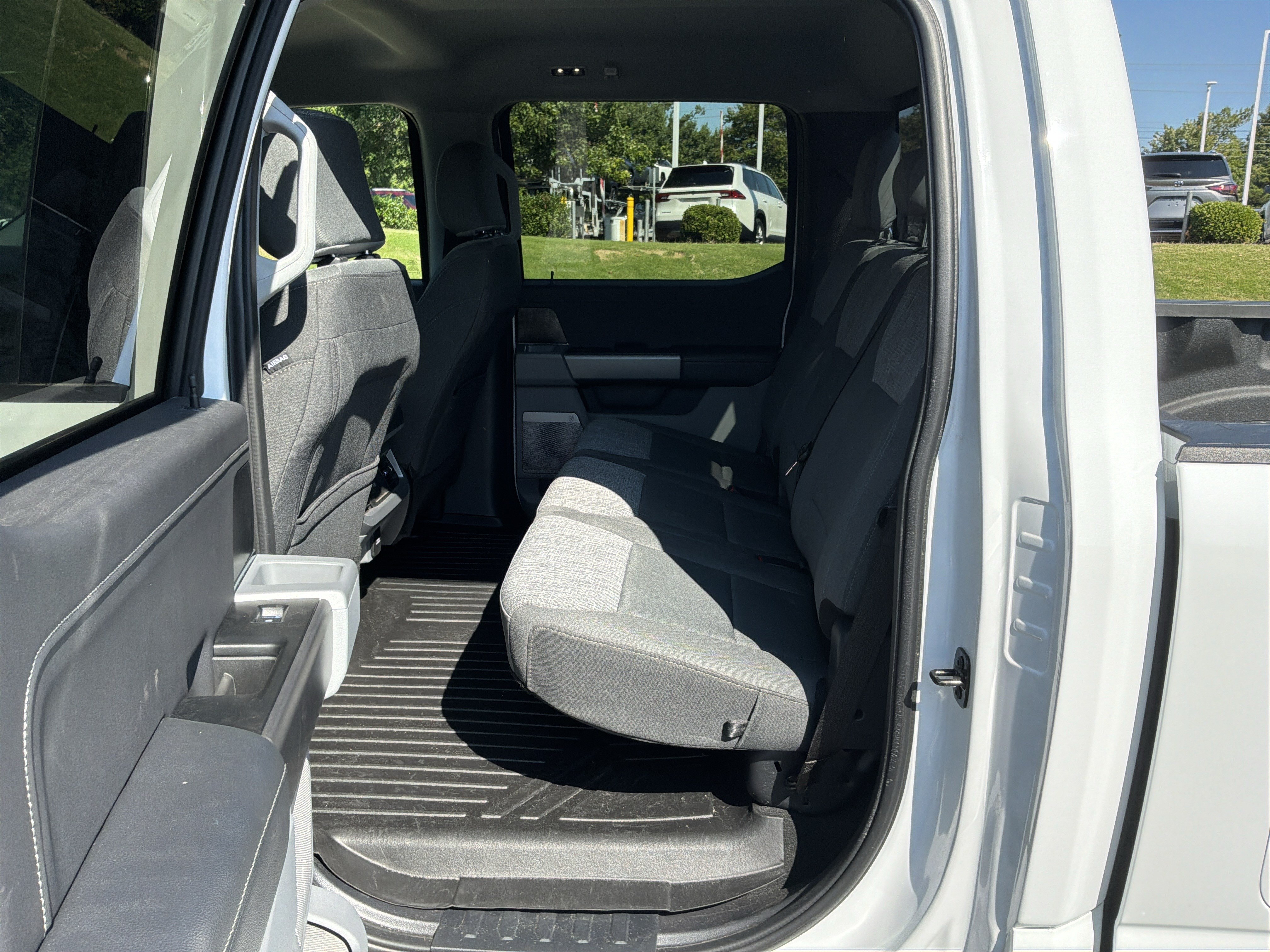 Used 2026 Ford F250 XLT w/ XLT Premium Package AWD/4WD image 30