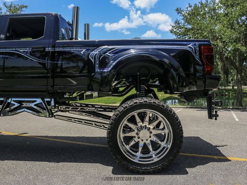 Used 2020 Ford F450 Platinum w/ FX4 Off-Road Package AWD/4WD image 5