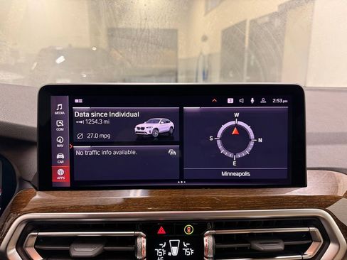 Used 2023 BMW X4 xDrive30i w/ Convenience Package image 16