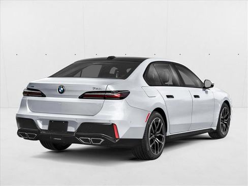 New 2026 BMW 760i xDrive AWD/4WD image 2