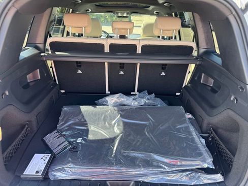 New 2026 Mercedes-Benz GLB 250 4MATIC image 18