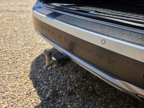 Used 2019 Volvo V90 T6 Cross Country w/ Protection Package Premier AWD/4WD image 21