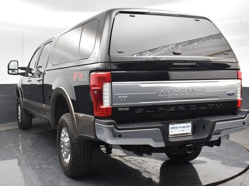 Used 2017 Ford F250 King Ranch w/ King Ranch Ultimate Package AWD/4WD image 2