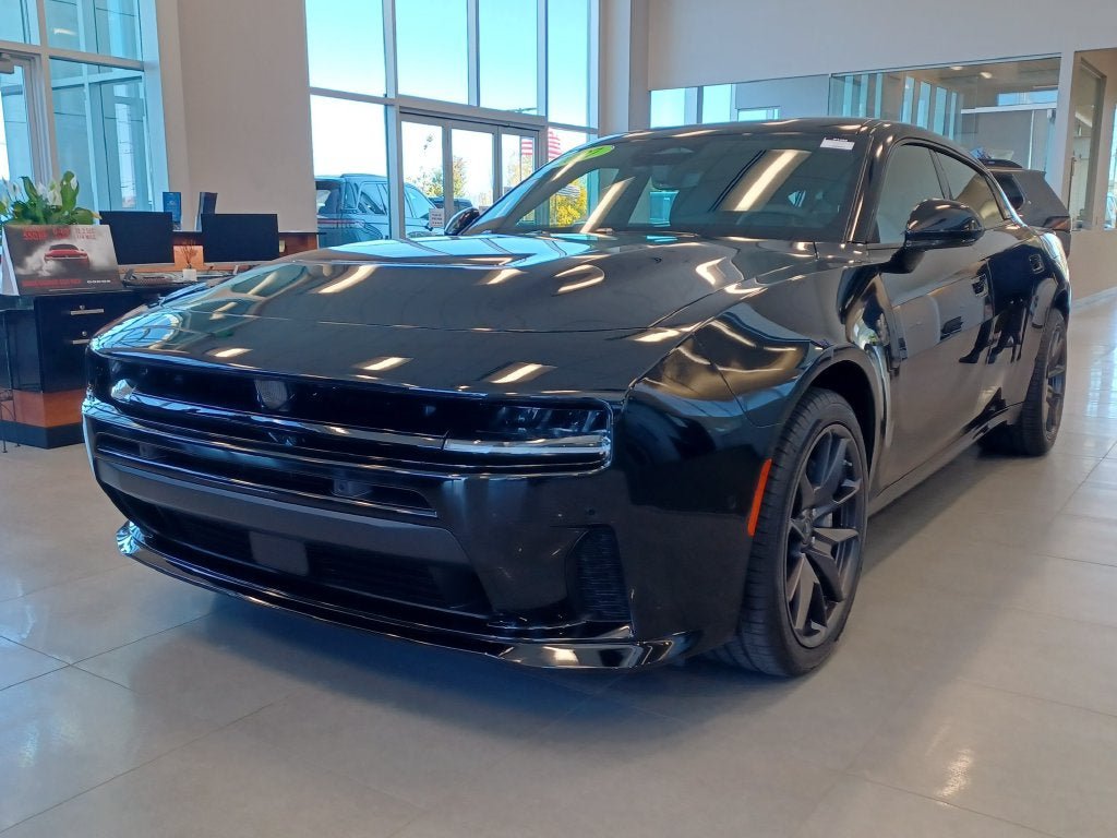 Used 2027 Dodge Charger Scat Pack w/ Blacktop Package AWD/4WD image 2