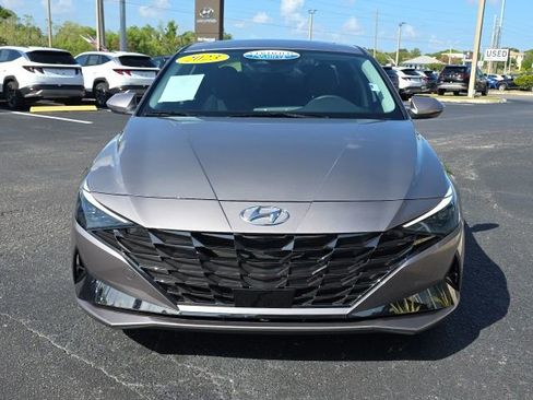 Certified 2023 Hyundai Elantra Limited image 19