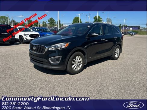 Used 2016 Kia Sorento LX w/ LX Convenience Package AWD/4WD image 1
