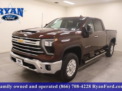 Used 2024 Chevrolet Silverado 2500 LTZ w/ LTZ Plus Package image 1