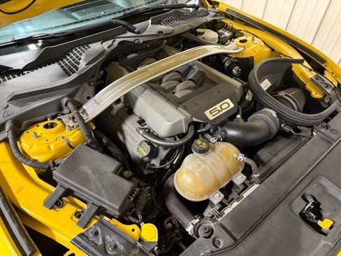 Used 2015 Ford Mustang GT Premium w/ GT Performance Package RWD image 38