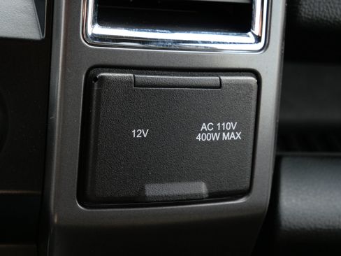 Used 2015 Ford F150 XLT w/ Equipment Group 302A Luxury AWD/4WD image 32