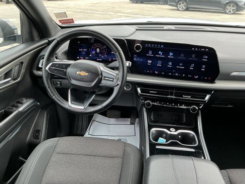 Certified 2024 Chevrolet Traverse LT AWD/4WD image 8