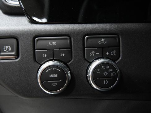 New 2026 GMC Sierra 1500 Elevation image 26