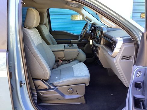 Used 2023 Ford F150 XLT image 32