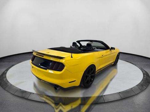 Used 2015 Ford Mustang Premium RWD image 5