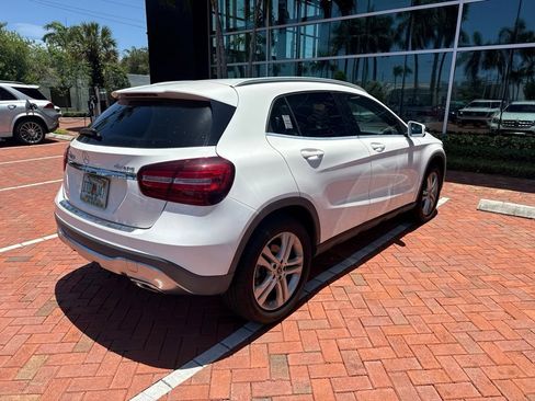Used 2020 Mercedes-Benz GLA 250 4MATIC image 8